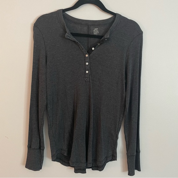 aerie Tops - AERIE GREY LONG SLEEVE HENLEY